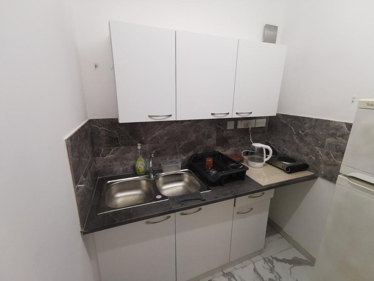 Lovely Cozy Apartment In The Entrance Of Nicosia Aglantzia Kültér fotó